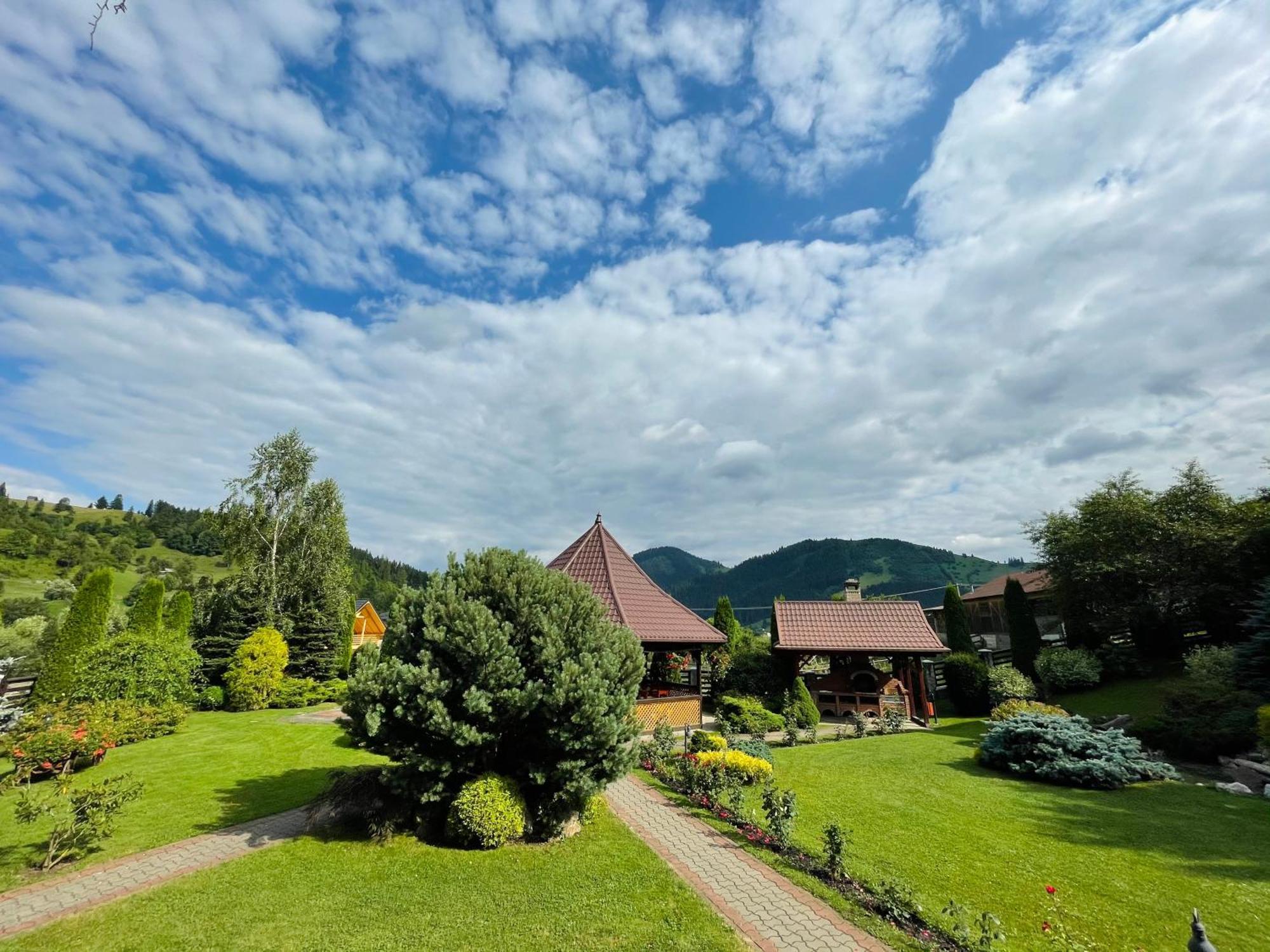 Hotel Dor De Munte Sadova  Exteriér fotografie