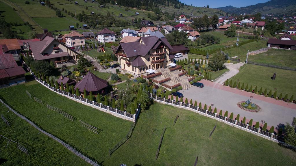 Hotel Dor De Munte Sadova  Exteriér fotografie